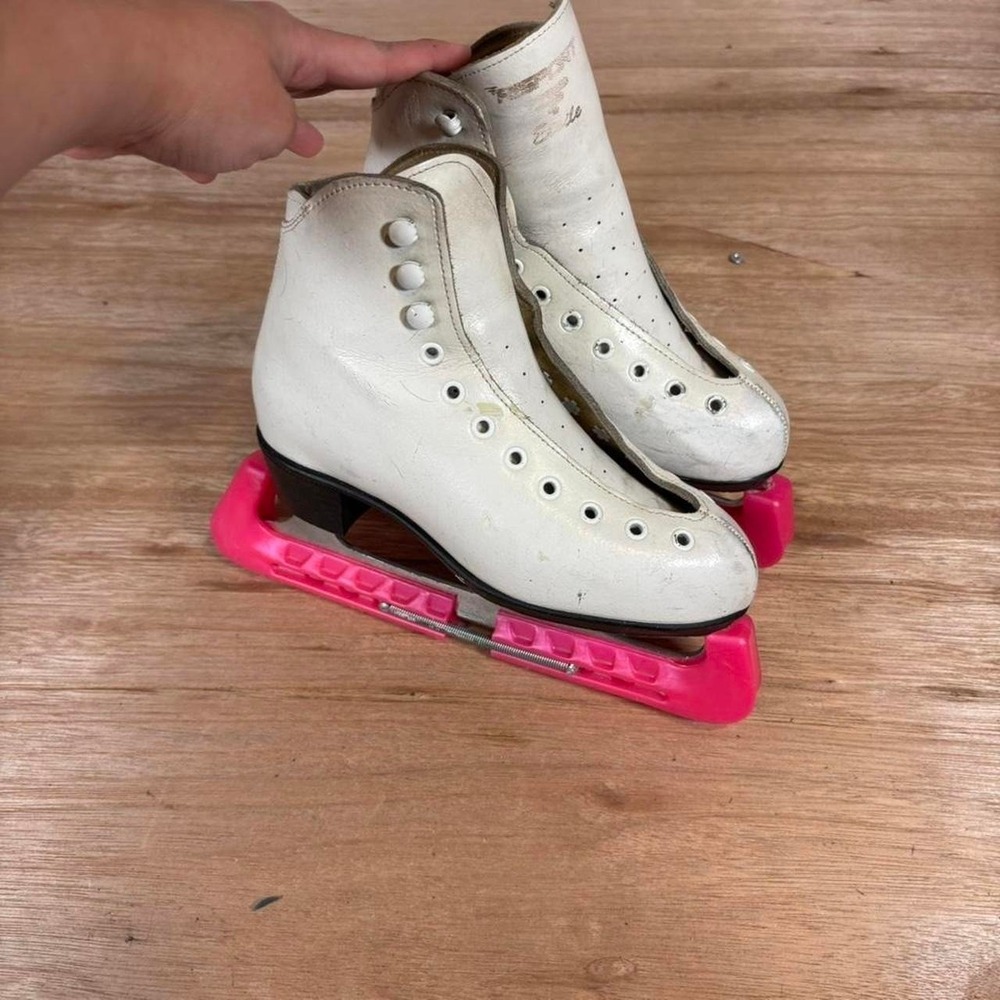 Risport Etoile Figure Skates White Leather Made in Italy Size 240 Pink‎ Guards